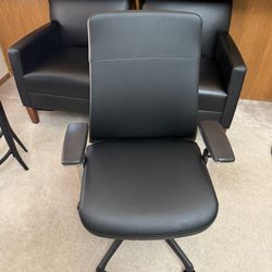 Ergonomic Office Chair – SitOnIt “Truly” – Excellent Condition
