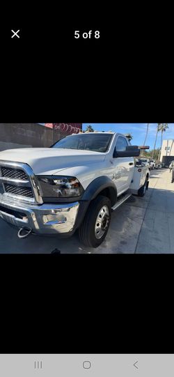 2015 dodge cummins 5500 diese wheelliftl