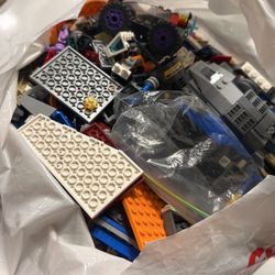 Big Bulk Of Legos