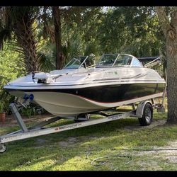 2012 Hurricane Sundeck 187