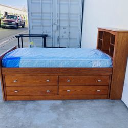 Twin Bed