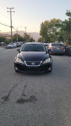 2010 Lexus is250