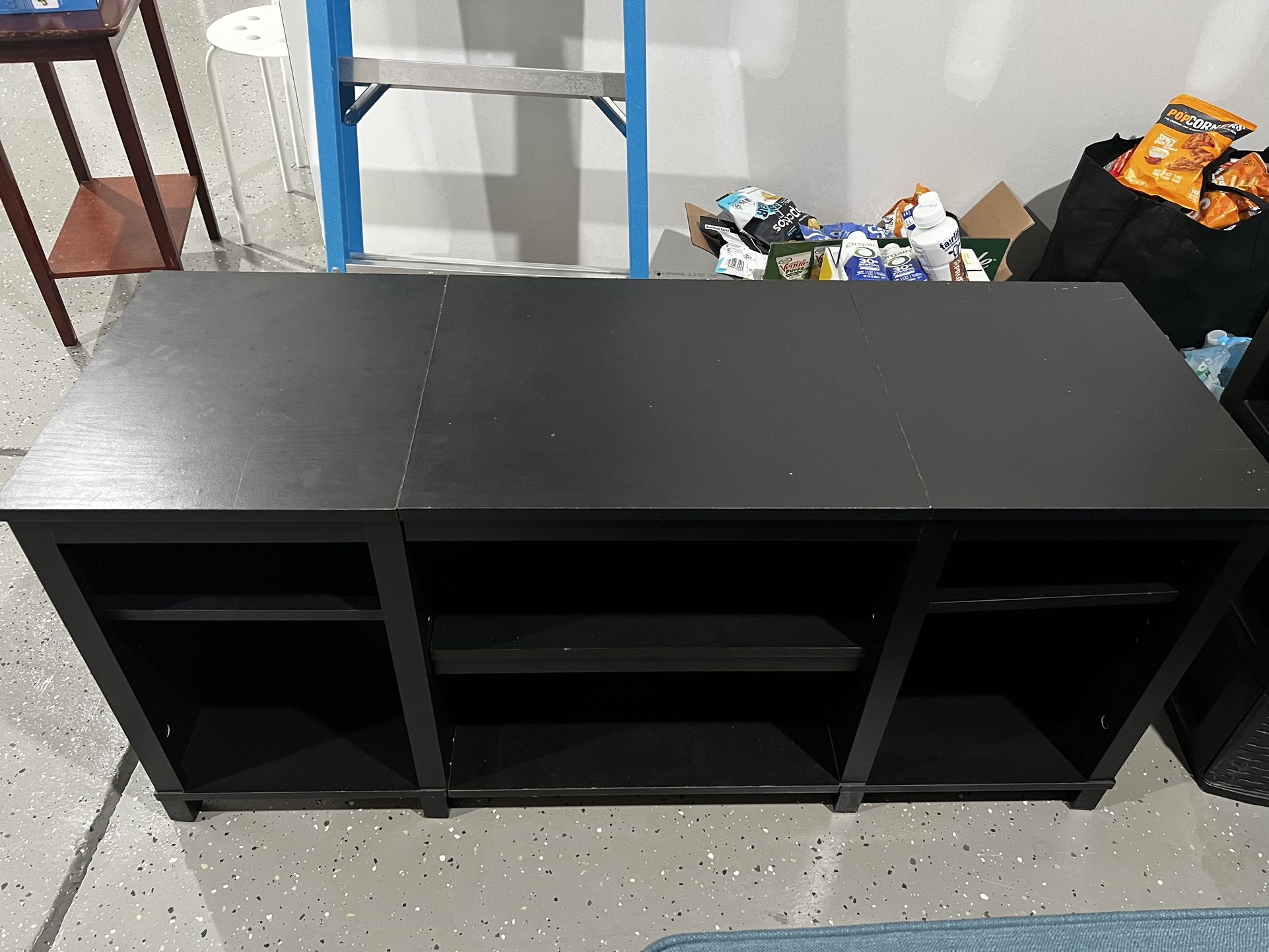 Tv Console End Tables Excellent  Condition 