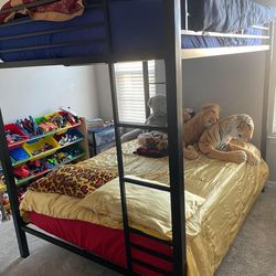 Full over Full Metal Bunk Bed, Black $150