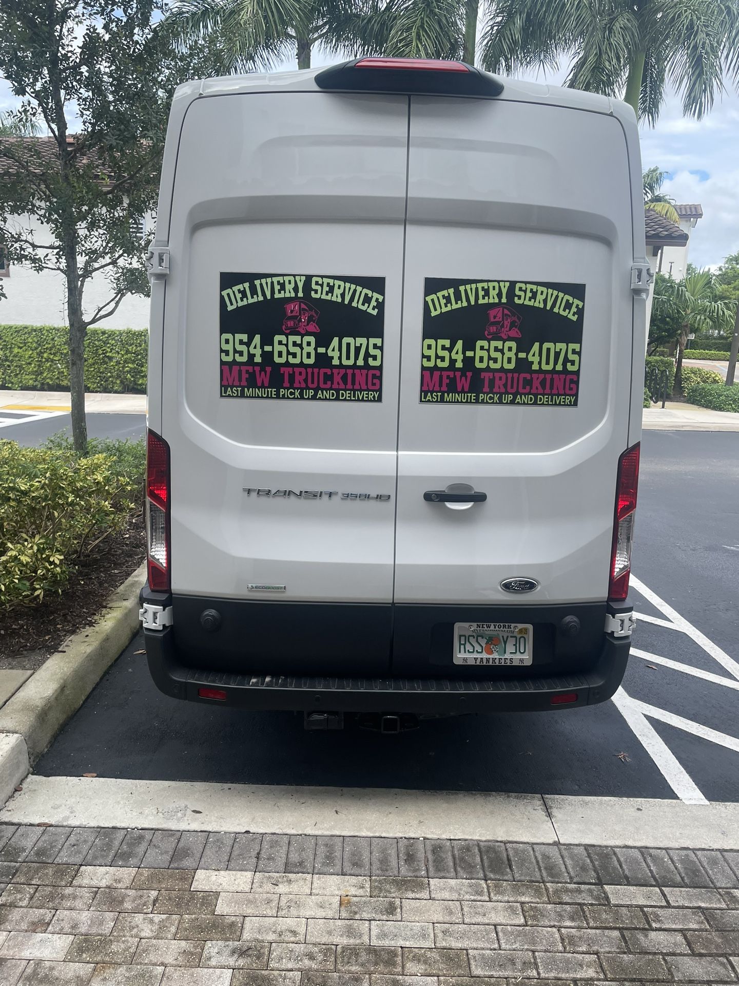 Furniture Assembly And Delivery .