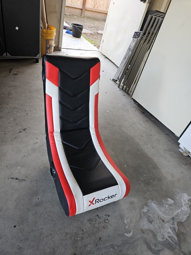 Rocker Floor Gaming Chair