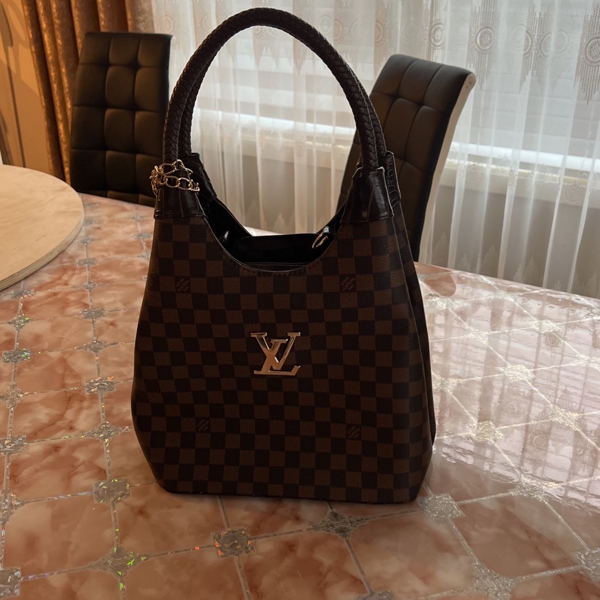 Louis Vuitton pouch for Sale in Vancouver, WA - OfferUp