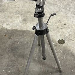 Tri Pod