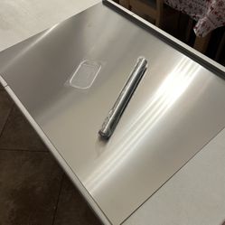 (NEW) 32” X 23” Stainless Steel Cutting Board