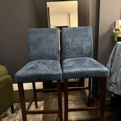 Tall counter velvet navy stools/chairs (Read description)