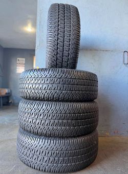 275/70/18 Michelin 📍📍 Vendo un set de llantas con 80% de vida las 4 📍🌟