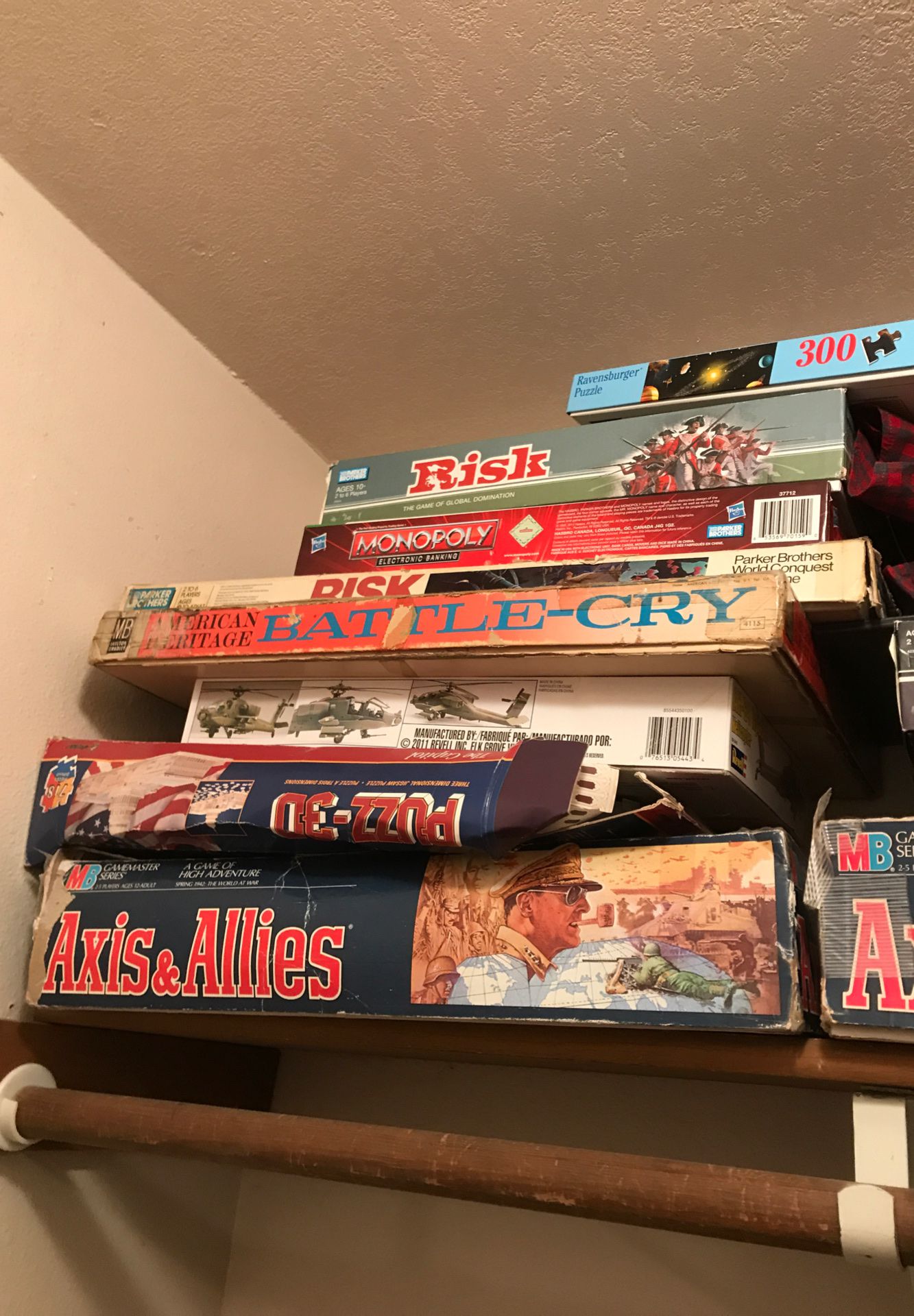 Board games / axis and allies / risk / monopoly