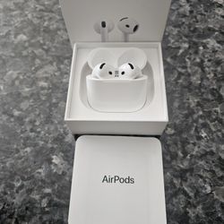 APPLE AIRPODS4 BLUETOOTH EARBUDS BRAND NEW NEVER USED $80