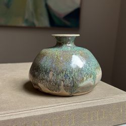 Small Handcrafted Accent Vase ( H3” D4” ) firm on price 
