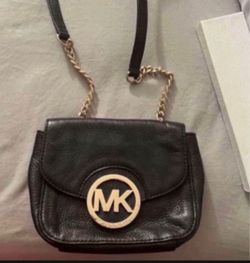 Michael kors purse crossbody