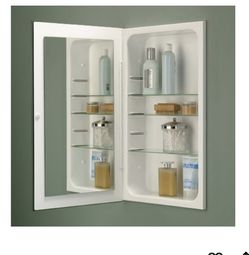 Bathroom medicine cabinet