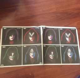 Kiss poster