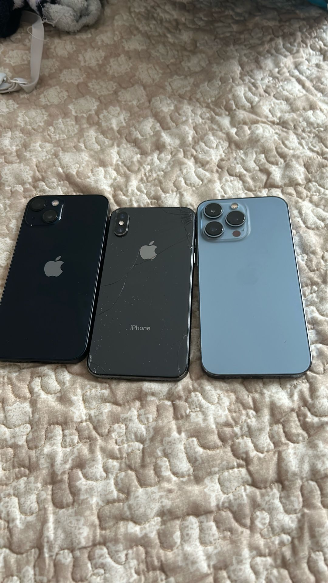 3 iPhones Whole Sale