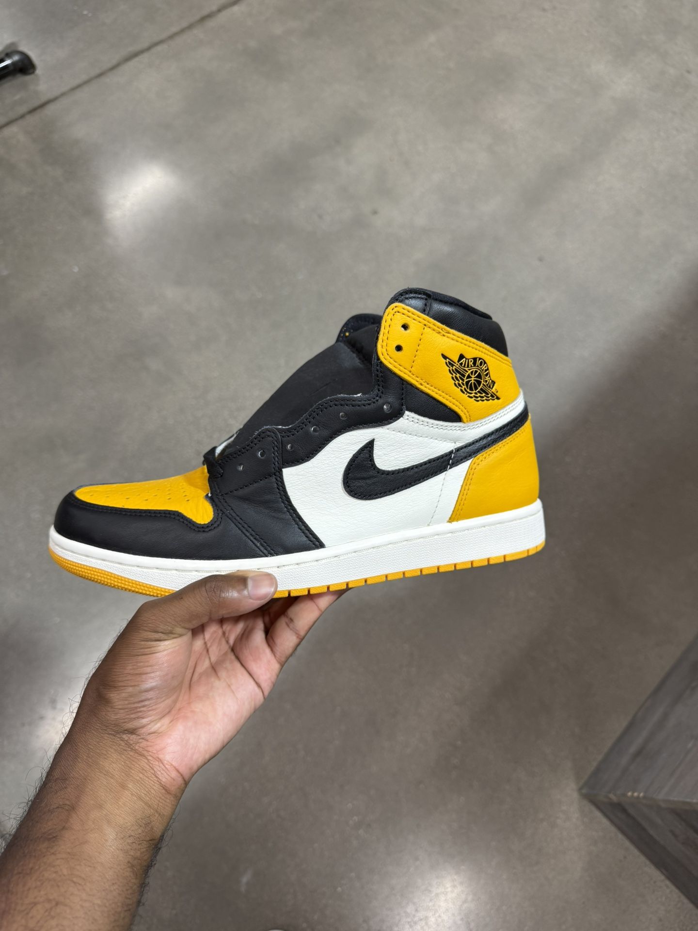 Air Jordan 1 High Taxi Multiple Sz