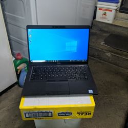 Dell Latitude 5400 14" i5 16gb 500gb SSD Read