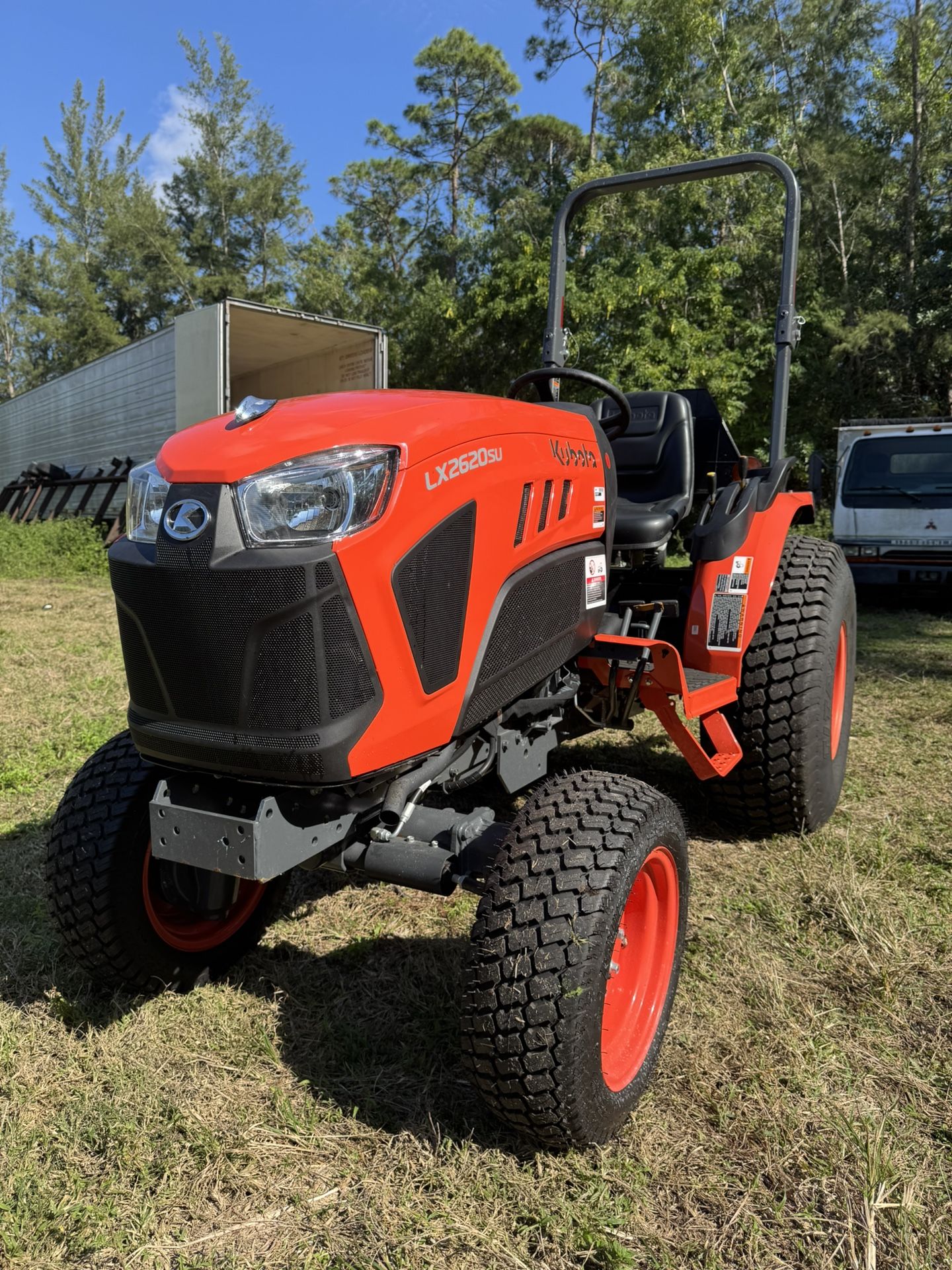 2024 Kubota LX2620SU HST Tractor