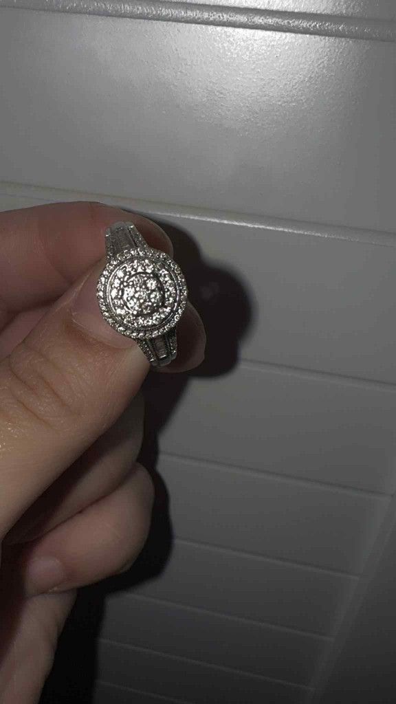 $200 Diamond Engagement Ring Cheap