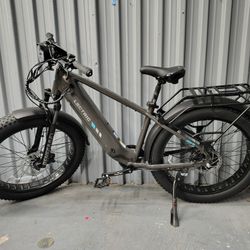 LIKE NEW Lectric XPeak 2.0 Fat Tire Electric Bike 28mph With 80 Mile Range