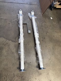 Rieco-Titan Products 44321 Camper Jack 2000lb Capacity Per Jack White Set Of 2 with handle