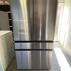 Refrigerator Samsung 4 Doors Ice Maker And Water Dispenser Everything Working Perfect Condition 