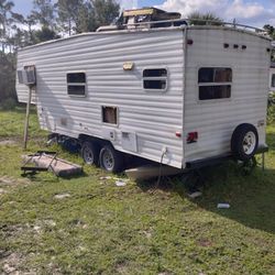 RV 24ft 5th Wheel Trailer 