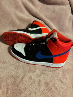 Nike high top dunks size 6Y