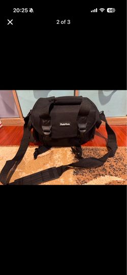 Photo4Less DSLR Camera bag for Canon Nikon Lens $20 bought new, didn’t fit my setup. Ended up using a different bag.