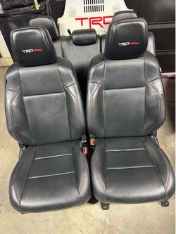 Toyota Tocoma Pro Leather Seats 💺 OEM