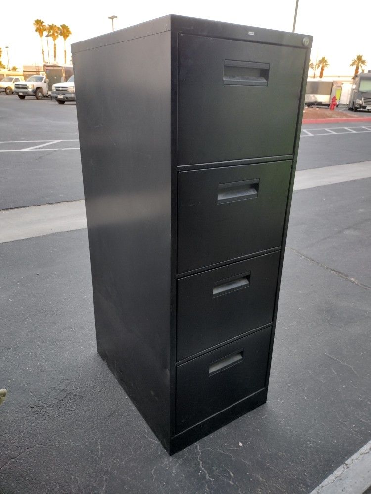 HON 4 Drawer File Cabinet