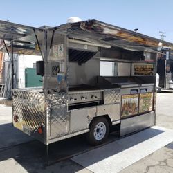 Triala Para Vender Tacos Y Hot Dogs