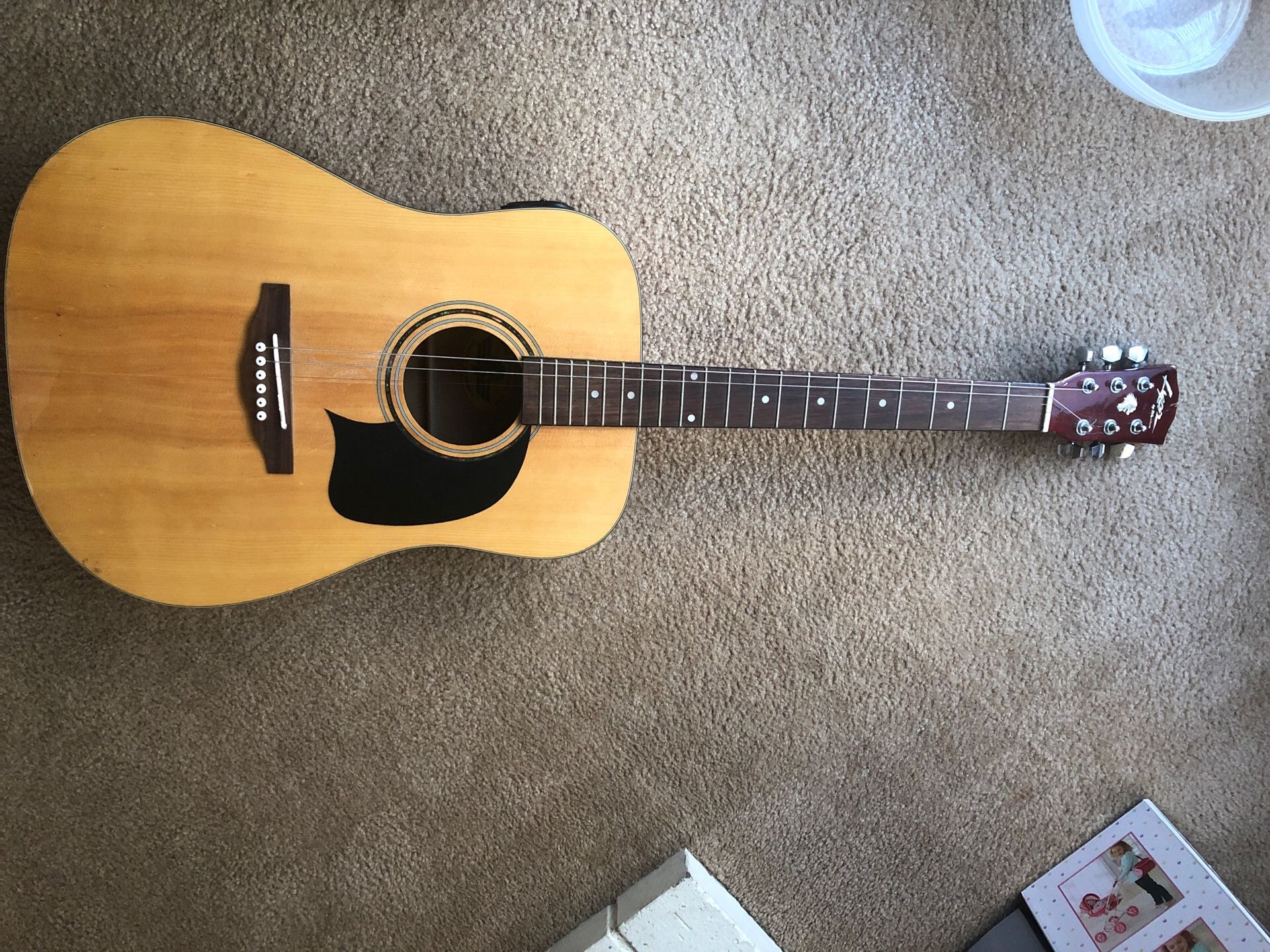 LYON LG2PAK ACOUSTIC GUITAR WITH CASE BY WASHBURN