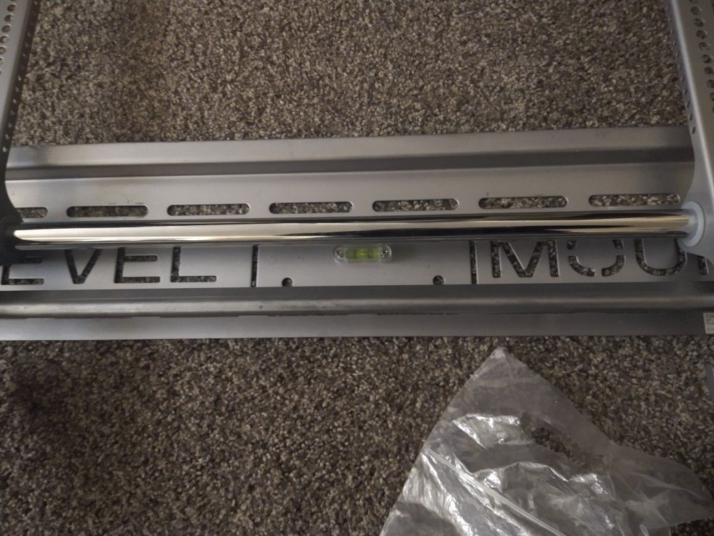 TV Wall Mount Holds Up To 80in Use Vary Little