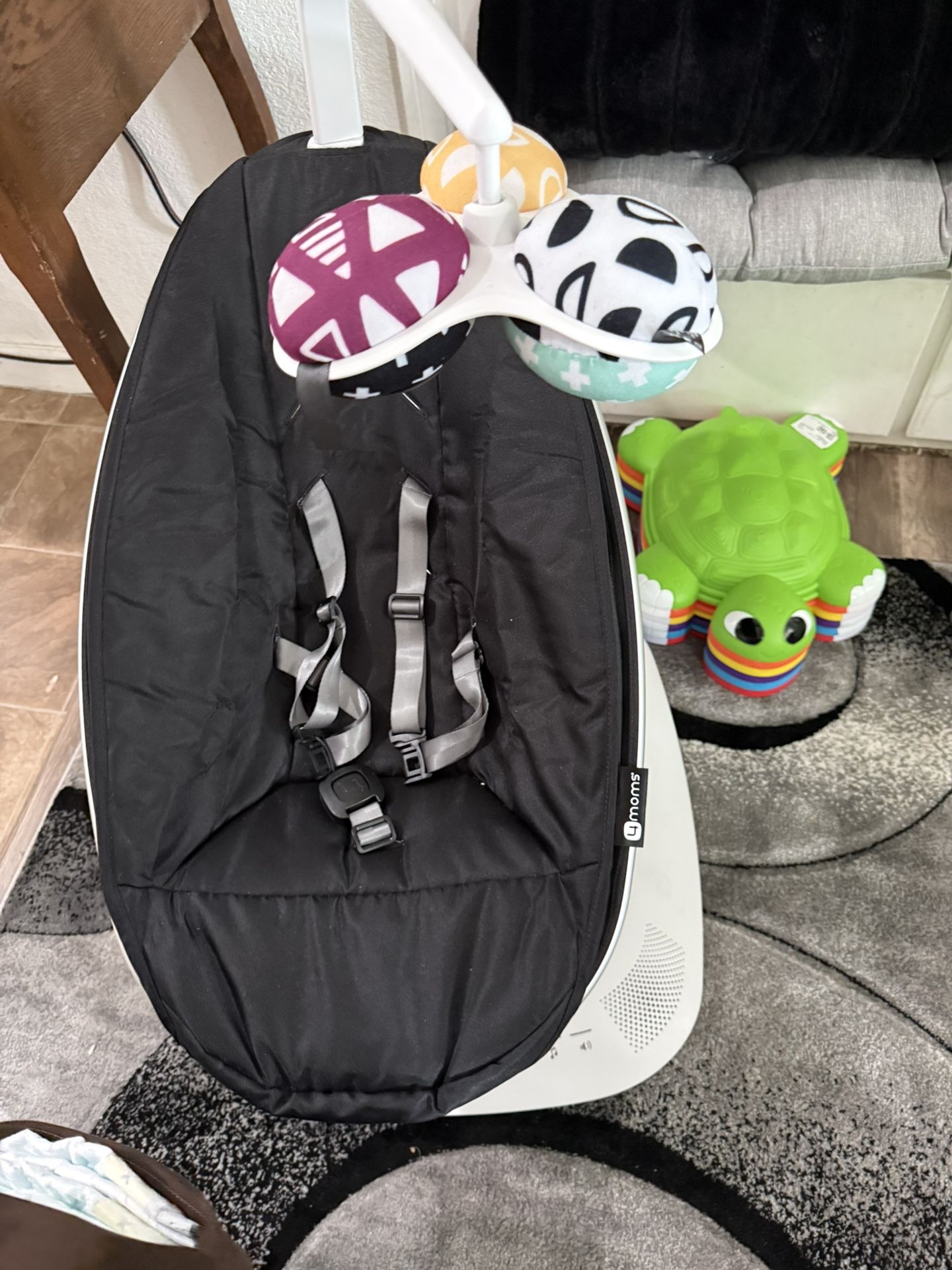 Baby swing