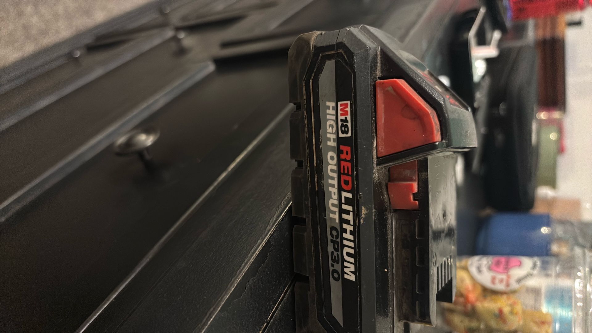 Milwaukee M 18 red lithium high output CP 3.0 battery