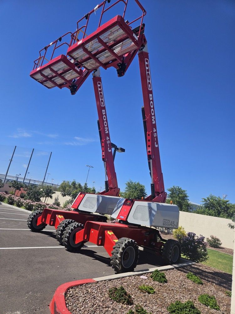Booms And Scissor Lifts 