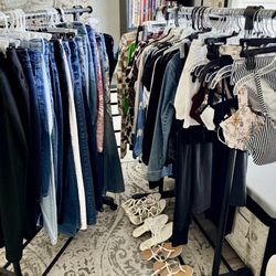 WOMEN CLOTHES / JUNIORS TEEN CLOTHES