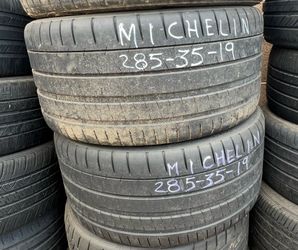 2x used tire 285/35/19 Michelin