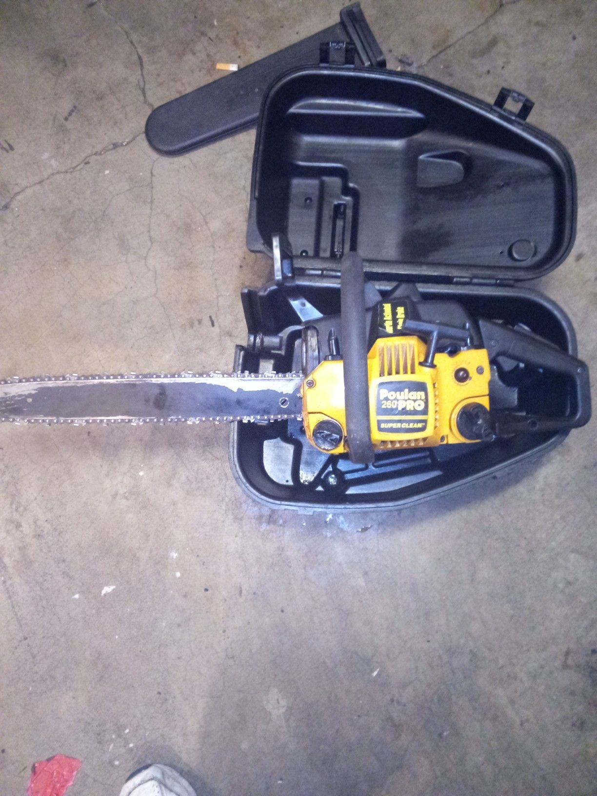 Poulan pro 260 chainsaw for Sale in Port Orchard, WA OfferUp