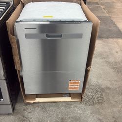 Whirlpool Dishwasher