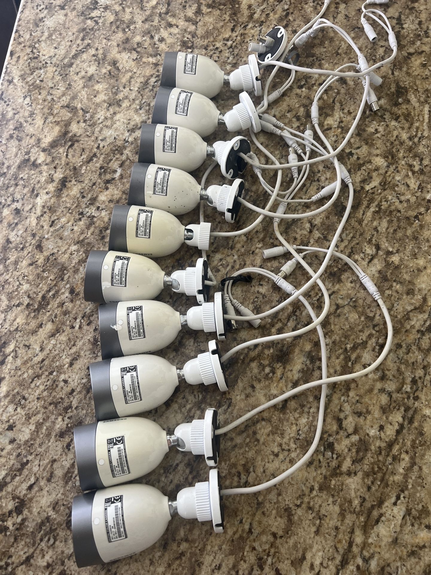 Lot of 5 Samsung SDC-8440BCN HD 720Outdoor Security Cameras – Tested – Good Condition