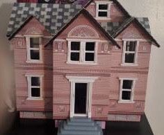 Melissa & Doug Classic Heirloom Victorian Wooden Dollhouse