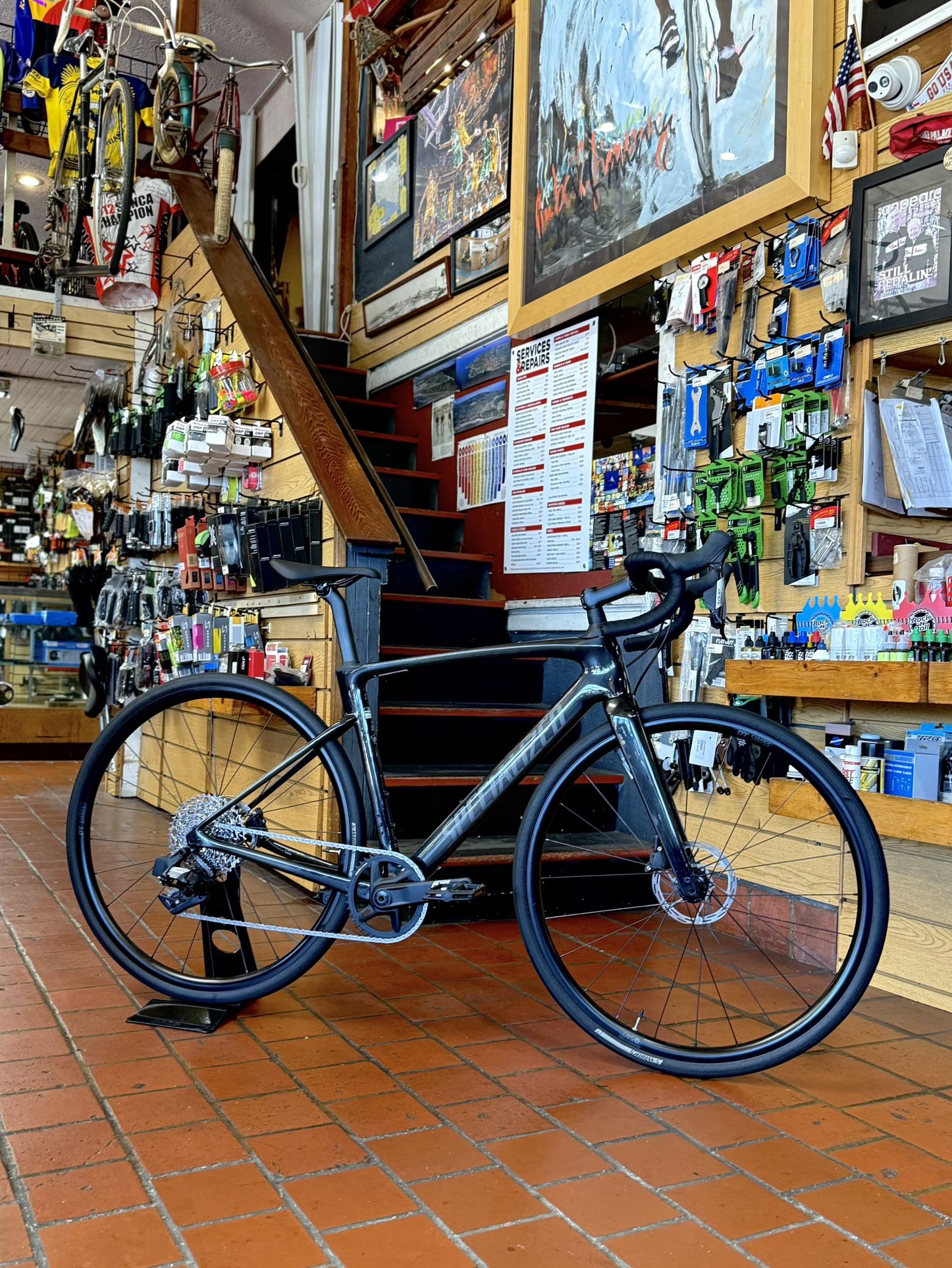 Roubaix Sport Apex - Specialized Road Bike