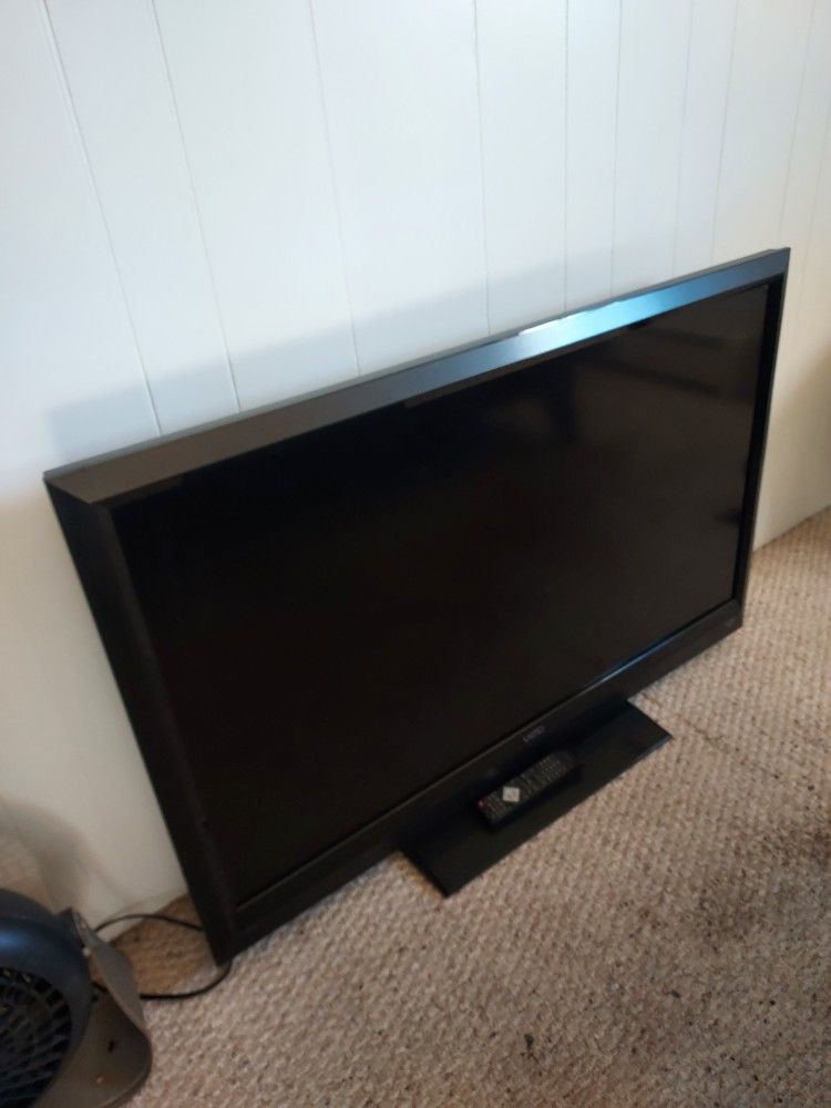 Vizio 47 Inch Flat Screen