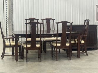 Traditional Extendable Dining Table with 6 Chairs & Matching Buffet