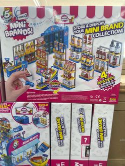 Mini brands ! 26pc included